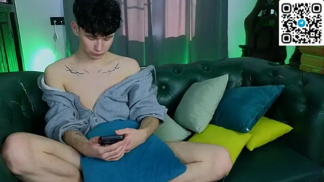 Cute Mike online show from 03-02-26, 05:08