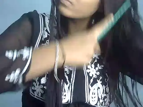 Snapshot of Joya_7 chatting on 10-28-25, 02:56 Joya 7 online show from 10-28-25, 02:56