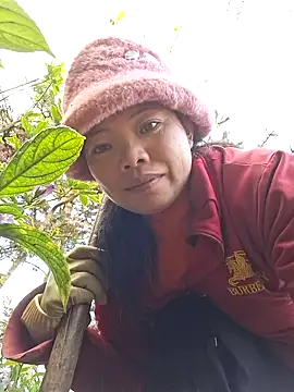 miomio-12 online show from 12-19-25, 01:20