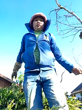 miomio-12 online show from 11-28-25, 12:55