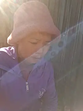 miomio-12 online show from 02-06-26, 08:32