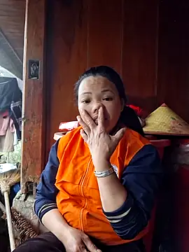 miomio-12 online show from 02-25-26, 12:55