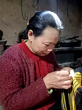 miomio-12 online show from 01-06-26, 08:40