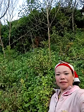 miomio-12 online show from 10-30-25, 09:51