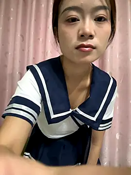 qingzi1218 online show from 11-17-25, 09:35