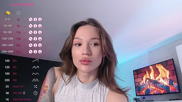 Jade Lumin online show from 10-27-25, 10:27