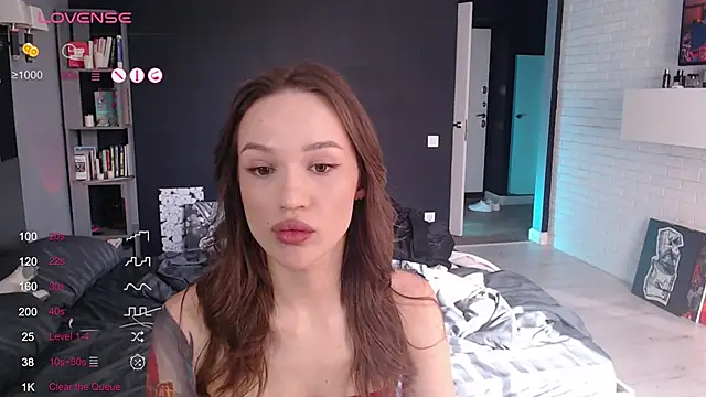 Jade Lumin online show from 11-05-25, 10:40