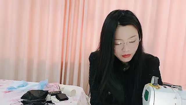 CCOO520 online show from 10-31-25, 04:31