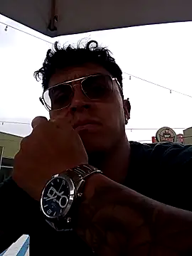 Snapshot of EithanFuckboys chatting on 10-27-25, 08:21 EithanFuckboys online show from 10-27-25, 08:21