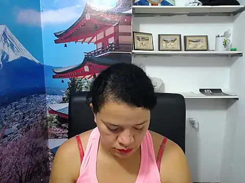 Biigg xxx online show from 11-28-25, 01:44