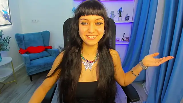 TiffanyYounge online show from 04-01-26, 12:17