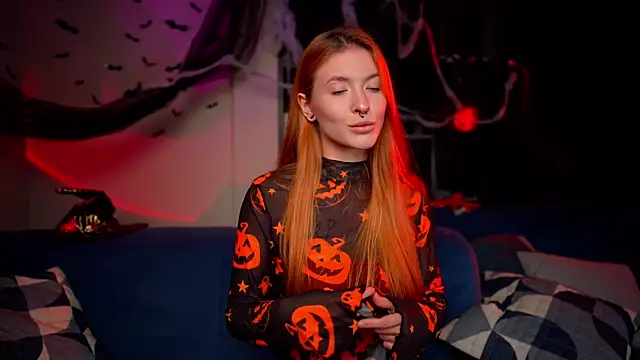 Snapshot of SsonicPorn chatting on 10-30-25, 04:04 SsonicPorn online show from 10-30-25, 04:04