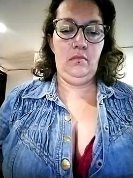 -saraqueen- online show from 11-14-25, 04:21