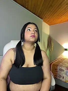 Emmi boobs online show from 10-08-25, 03:52