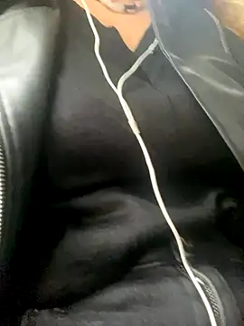 Snapshot of melisss2 chatting on 11-05-25, 07:44 melisss2 online show from 11-05-25, 07:44