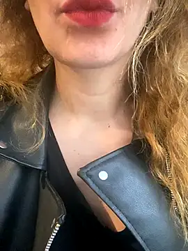 melisss2 online show from 12-02-25, 07:43