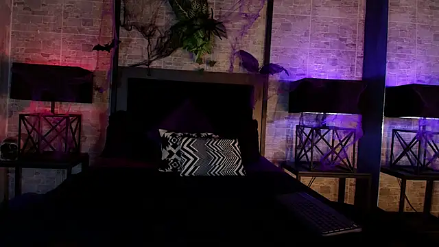 Kylie Foxx online show from 10-25-25, 06:52