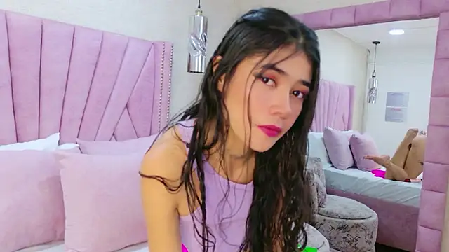 Snapshot of CristalShayy chatting on 11-28-25, 11:54 CristalShayy online show from 11-28-25, 11:54