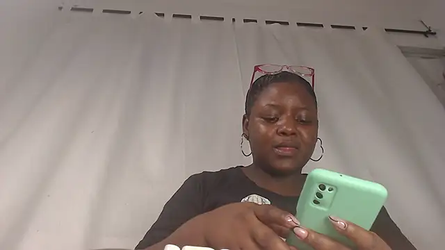 Kim Browns online show from 04-01-26, 02:13