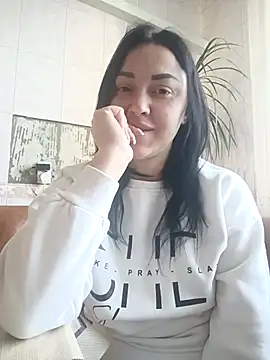 LuceSkys online show from 11-01-25, 09:36