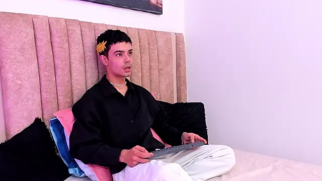 Timothe Evans online show from 11-14-25, 08:01