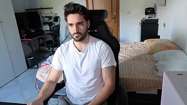 Al3xox02 online show from 02-25-26, 08:36