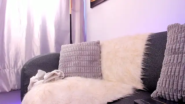 Leoo Miller online show from 11-09-25, 04:55