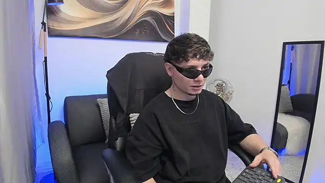 Leoo Miller online show from 01-09-26, 04:08