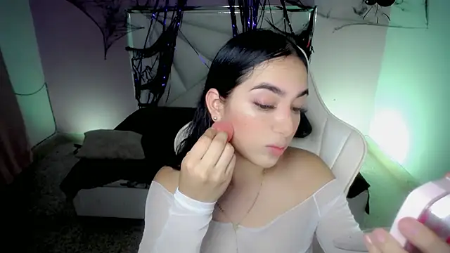 cielooo  online show from 10-29-25, 08:19