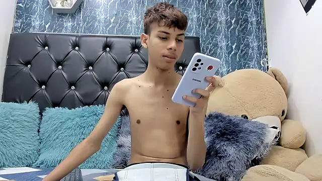 sexyboys cutex18 online show from 11-24-25, 08:20