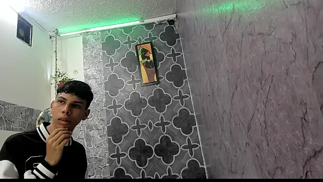 sexyboys cutex18 online show from 03-03-26, 10:06