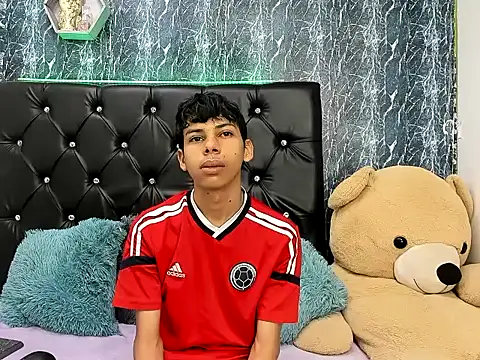 sexyboys cutex18 online show from 10-28-25, 11:14