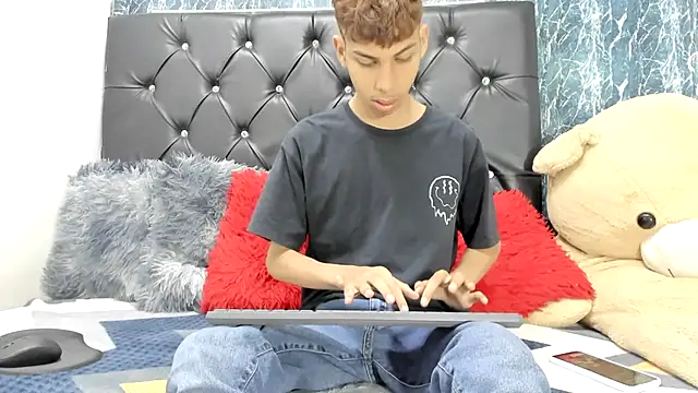 sexyboys cutex18 online show from 11-14-25, 09:07