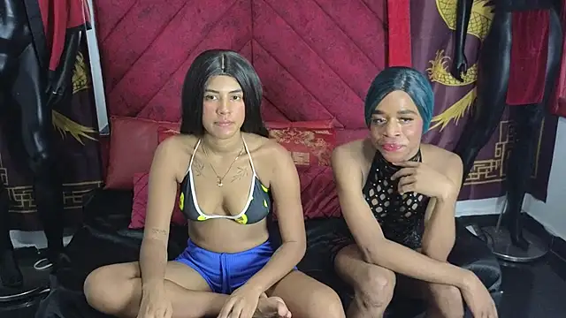 Brunette Latinas online show from 10-06-25, 11:49