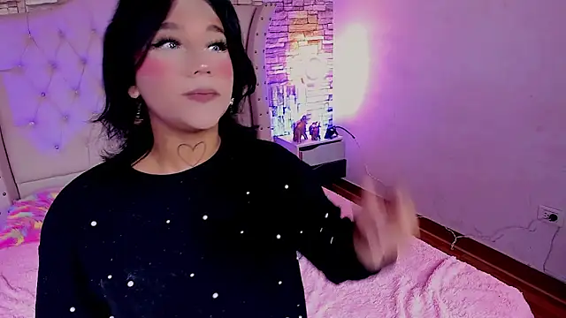 Isa Queen TS online show from 10-21-25, 04:45