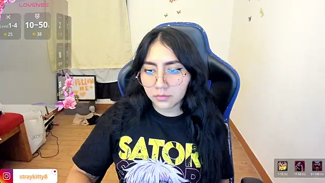 LoveLyy- online show from 01-18-26, 03:32