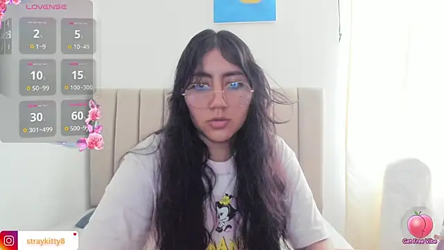 LoveLyy- online show from 10-27-25, 08:54