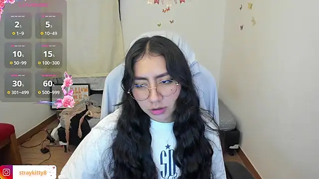 LoveLyy- online show from 11-10-25, 02:00