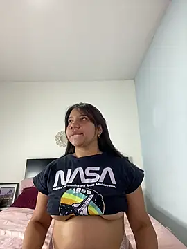 Stefany Bam online show from 10-27-25, 08:10