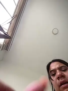 Stefany Bam online show from 12-16-25, 06:12