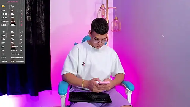 alex boyy online show from 10-16-25, 12:46