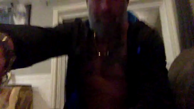 Snapshot of Muscledick40 chatting on 02-14-26, 06:46 Muscledick40 online show from 02-14-26, 06:46