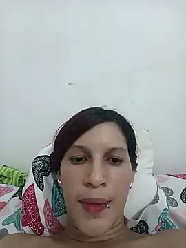 Mariana08andDiego online show from 10-30-25, 02:32