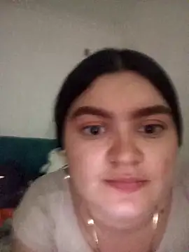 Mia glow  online show from 10-15-25, 05:43