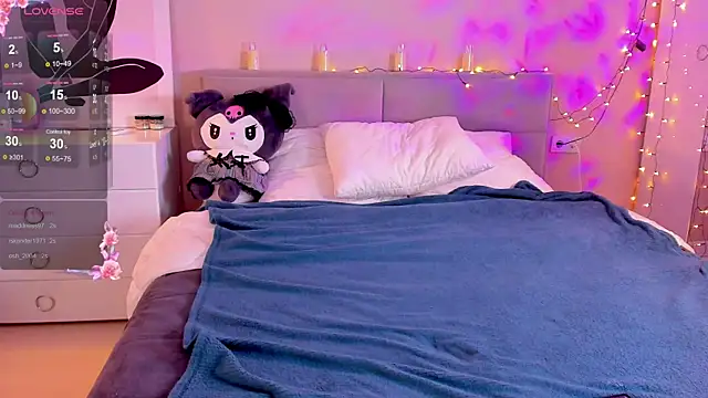 Snapshot of Mili_Milash chatting on 11-28-25, 10:04 Mili Milash online show from 11-28-25, 10:04