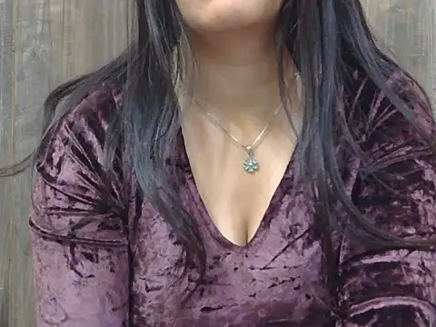 Hot Meadow online show from 12-05-25, 06:34