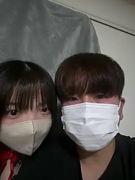 CoYu-528 online show from 10-09-25, 01:22
