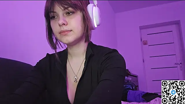 KristiBloom online show from 11-02-25, 10:48