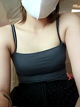 LylyCii6969 online show from 10-07-25, 02:23