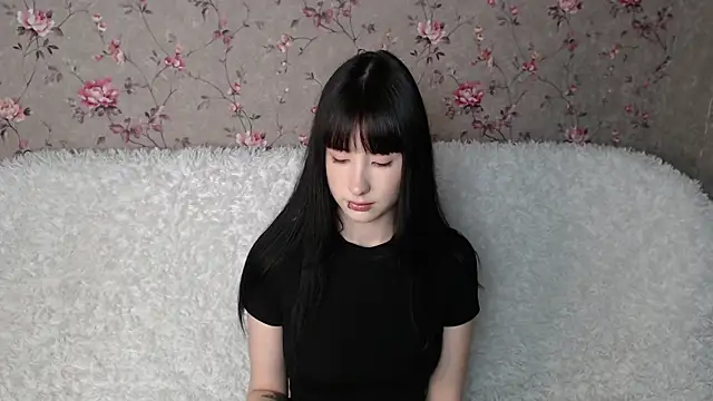 NaemiiBlush online show from 05-09-26, 03:15